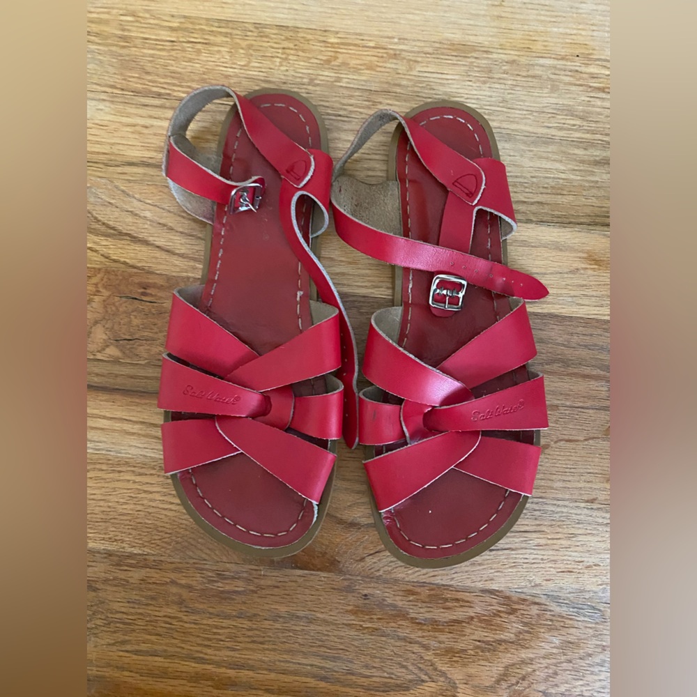 Women’s Red Salt Water Sandals in Size 11